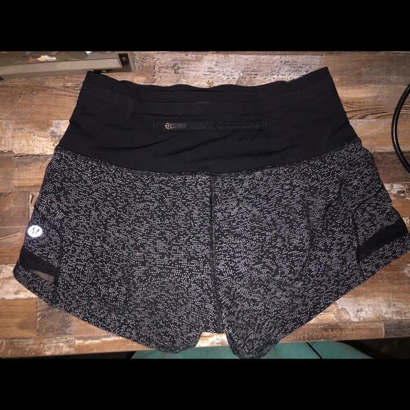 lululemon shorts - Picture 2 of 3